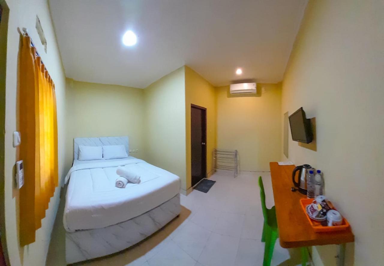 Fx72 Labuan Bajo Hotel Eksteriør billede
